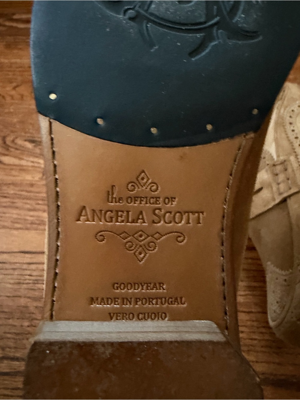 THE OFFICE OF ANGELA SCOTT Miss Emma Wingtip Mule Cognac Suede Tan Size 38 - Picture 11 of 15